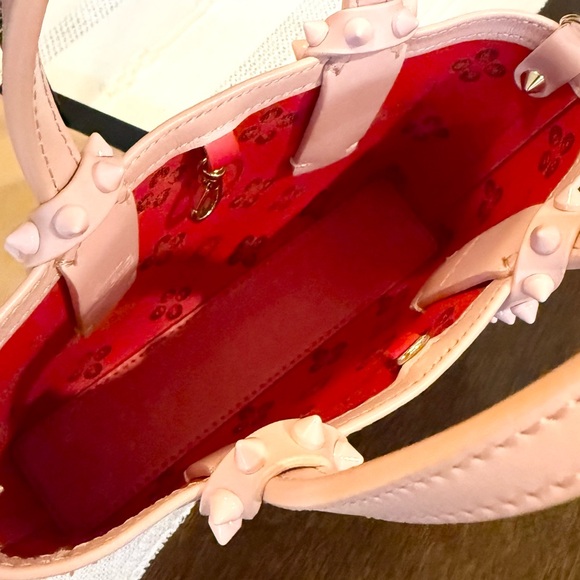 Christian Louboutin Cabata Nano Perforated Bag - Picture 4 of 6